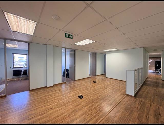 255M² OFFICE TO LET IN NOORDWYK